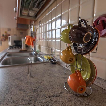 Nel Cuore Di Catania Apartamento Exterior foto